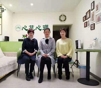 陽光心理咨詢 專業服務，溫暖陪伴
